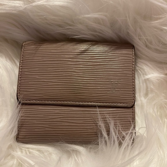 Louis Vuitton Epi Elise Wallet - Picture 1 of 6